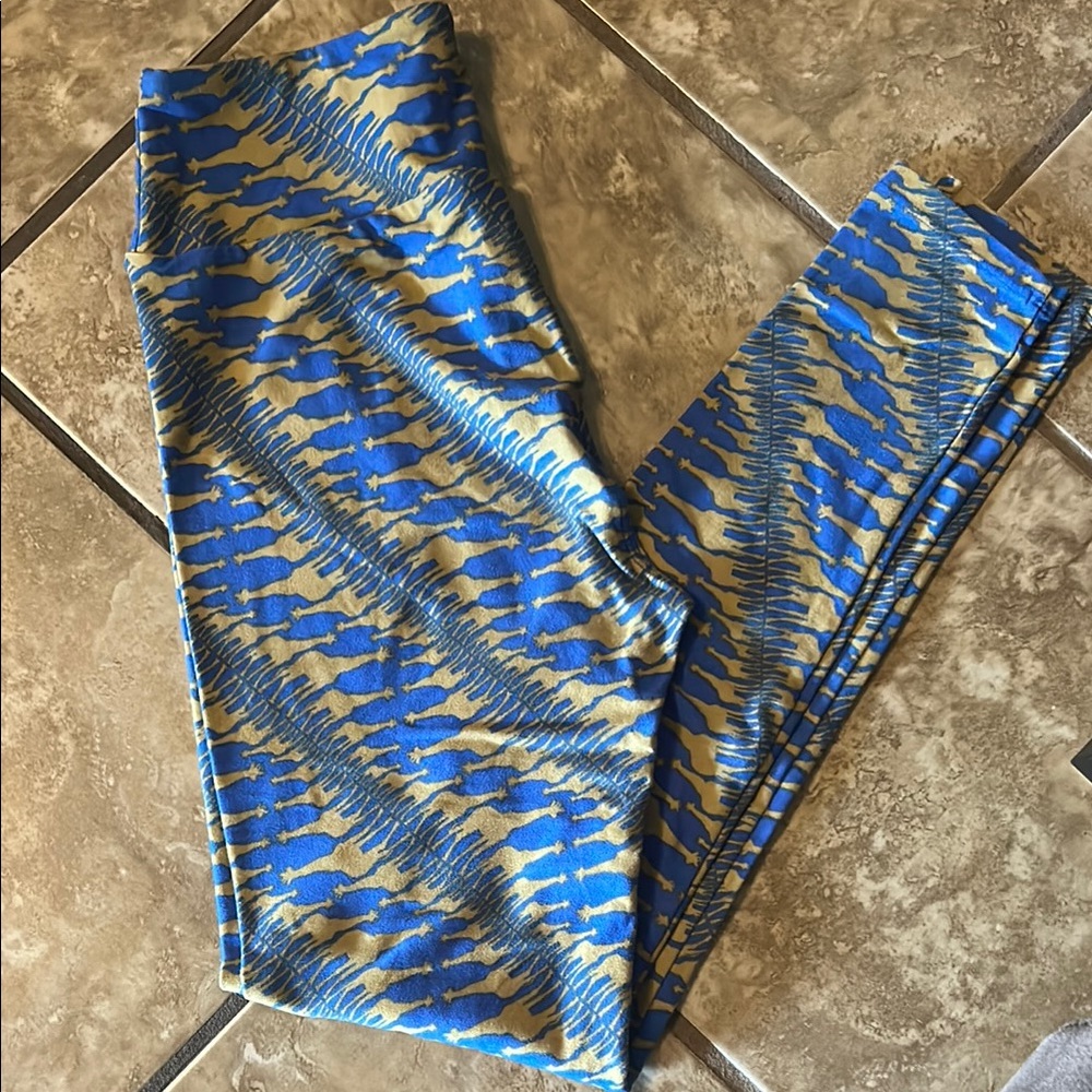 LuLaRoe Blue and Yellow Giraffe Patterned Leggings - OS